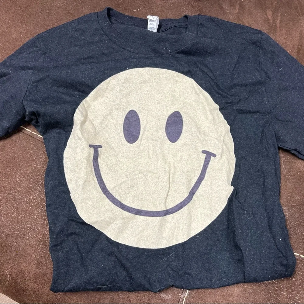 NWOT T Shirt - Picture 2 of 4